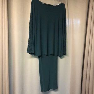 Forest green pant and partial lace bell sleeve top.
